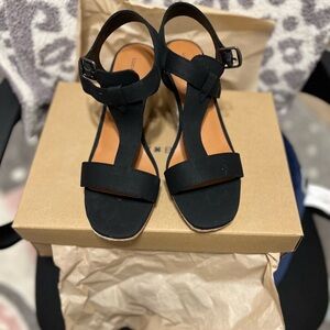 Lucky Brand Milinda black canvas heels